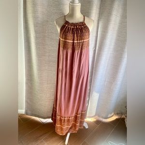 Beautiful WM maxi dress